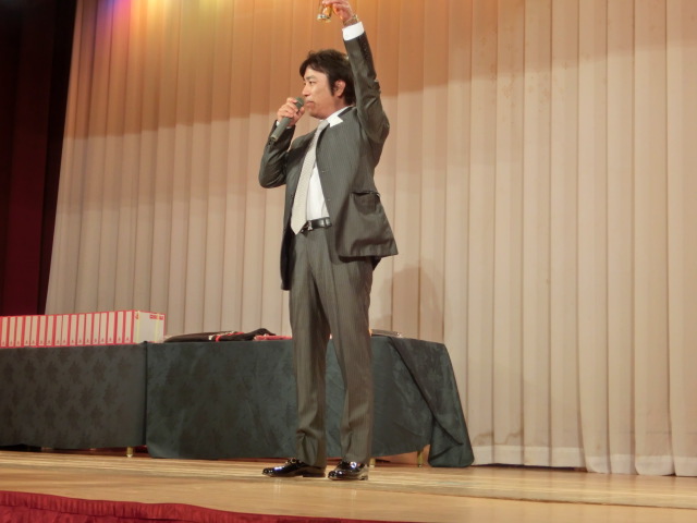 乾杯！ルーセント社長